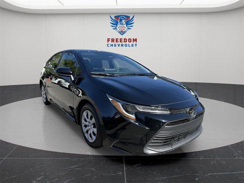 Used 2024 Toyota Corolla LE image 6