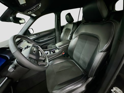 Used 2024 Jeep Grand Cherokee L Laredo image 13