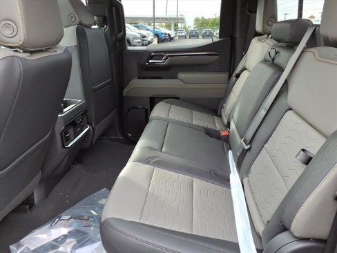 New 2026 Chevrolet Silverado 1500 ZR2 w/ ZR2 Bison Edition image 8