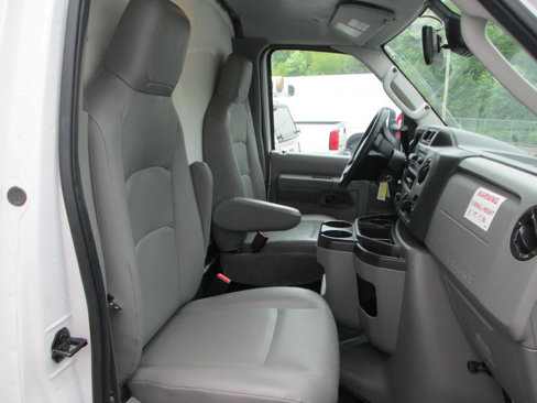 Used 2024 Ford E-350 and Econoline 350 Super Duty w/ Driver's Safety Package image 12