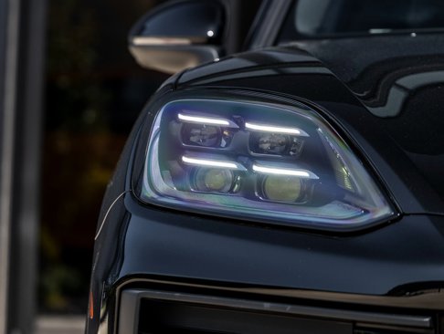 New 2026 Porsche Cayenne Coupe image 16