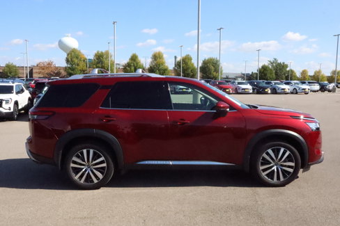 Used 2022 Nissan Pathfinder Platinum w/ Cargo Package image 8