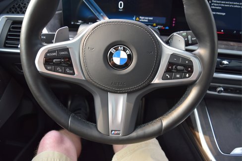 Used 2024 BMW X7 xDrive40i w/ M Sport Package image 13