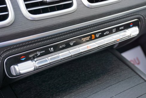 Certified 2025 Mercedes-Benz GLS 450 4MATIC image 38