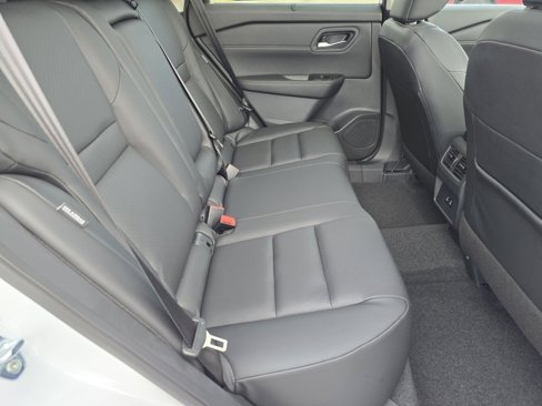 New 2026 Nissan Rogue SV image 12