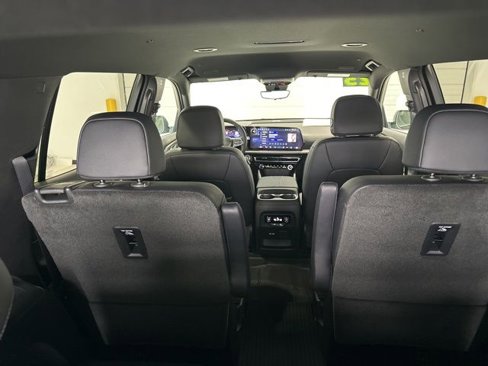 New 2026 Chevrolet Traverse LT w/ Driver Confidence Package image 7