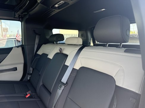 New 2026 GMC Hummer EV SUV image 21
