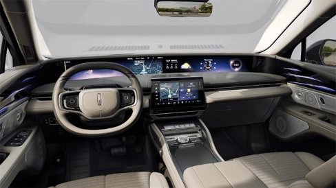 New 2025 Lincoln Nautilus Reserve image 7