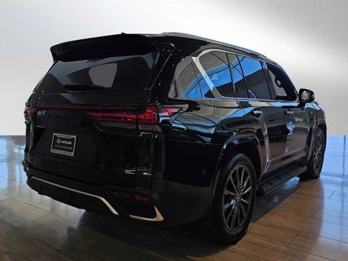 New 2025 Lexus LX 600 F Sport image 3