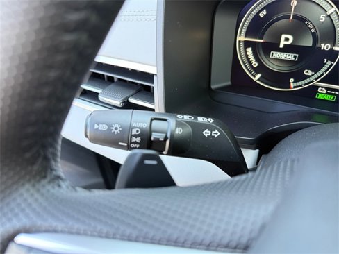 New 2025 Mitsubishi Outlander SEL image 14