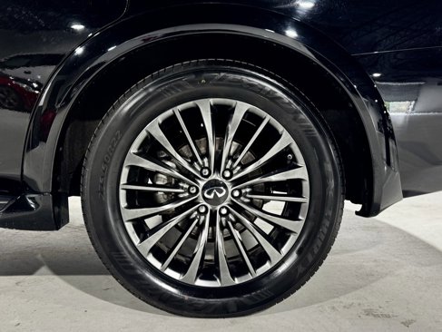 Used 2023 INFINITI QX80 Sensory image 33