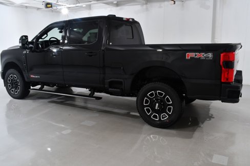 New 2025 Ford F350 Platinum w/ FX4 Off-Road Package image 3