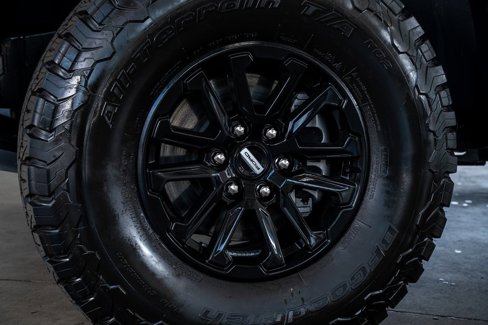 Used 2025 Ford F150 Raptor image 10