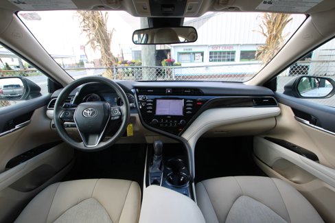 Used 2020 Toyota Camry LE image 13