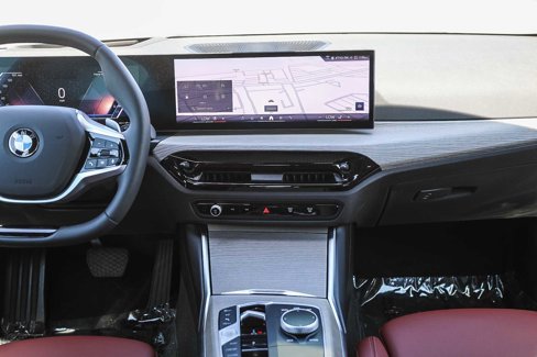 Used 2025 BMW 330i Sedan image 13