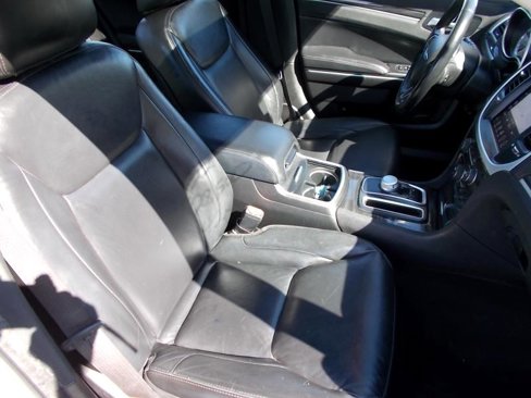 Used 2022 Chrysler 300 Touring L w/ Popular Equipment Group image 20
