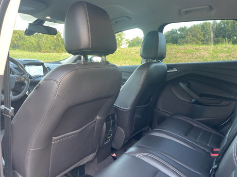 Used 2017 Ford Escape Titanium image 17