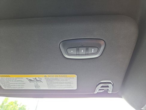Used 2025 RAM 1500 Laramie image 40