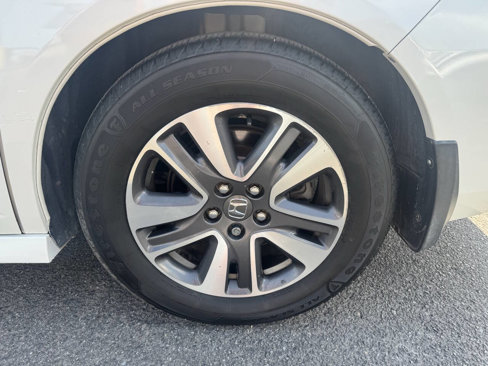 Used 2015 Honda Odyssey Touring image 39