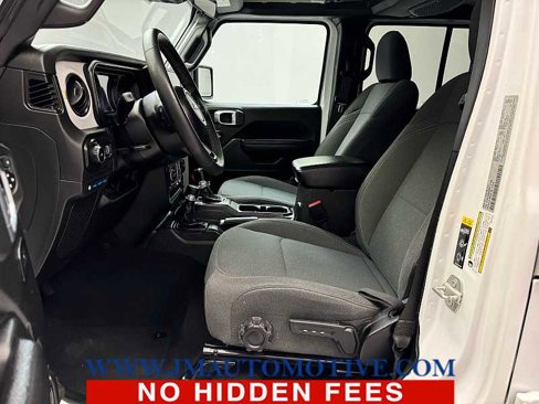 Used 2024 Jeep Wrangler Sport S image 13