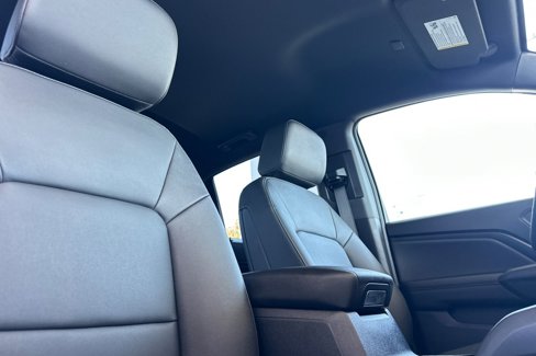 New 2026 Chevrolet Colorado LT w/ LT Convenience Package image 16
