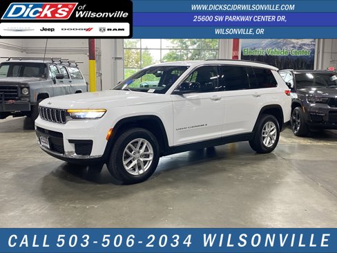 Used 2023 Jeep Grand Cherokee L Laredo image 1