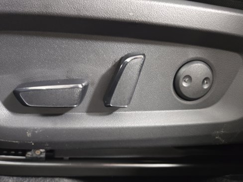 New 2025 Mitsubishi Outlander SEL image 34