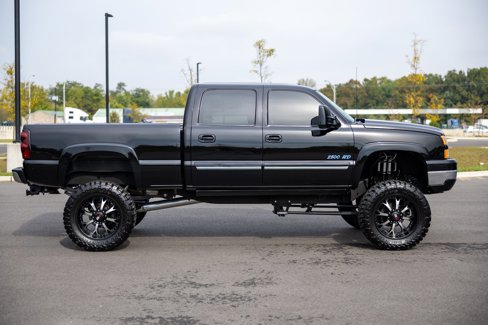 Used 2007 Chevrolet Silverado 2500 LT w/ Heavy-Duty Power Package image 9