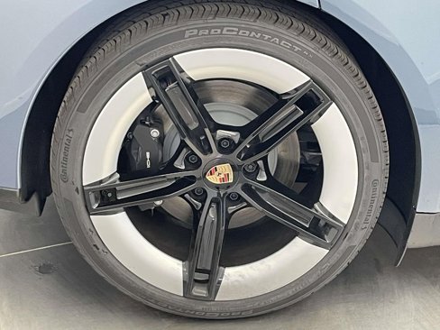 New 2025 Porsche Taycan image 13