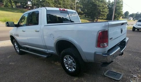 Used 2014 RAM 2500 Laramie image 4