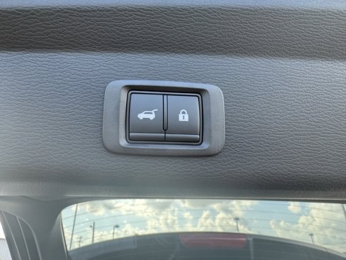 New 2025 Mitsubishi Outlander SEL image 34