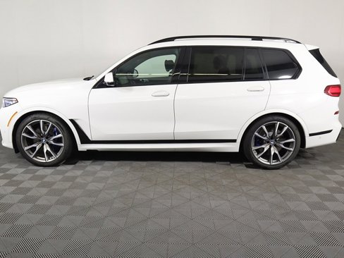 Used 2022 BMW X7 M50i image 22