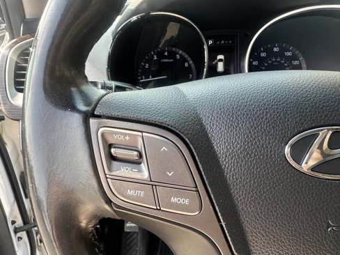 Used 2017 Hyundai Santa Fe Sport image 13