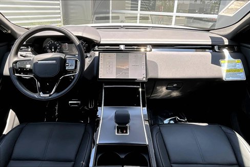 New 2026 Land Rover Range Rover Velar Dynamic SE image 5