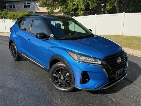 Used 2023 Nissan Kicks SR w/ SR Premium Package image 1