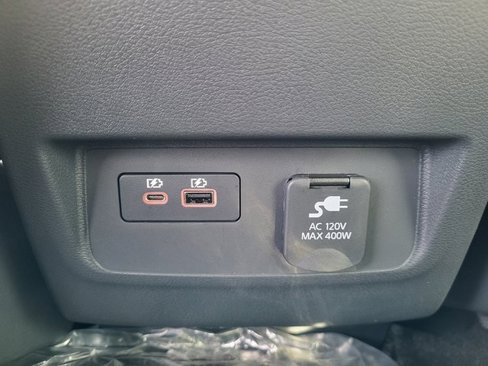New 2025 Nissan Frontier PRO-4X w/ Pro Premium Package image 17