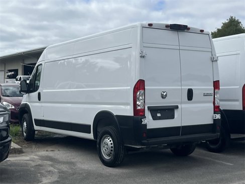 Used 2025 RAM ProMaster 2500 w/ Convenience Group image 2