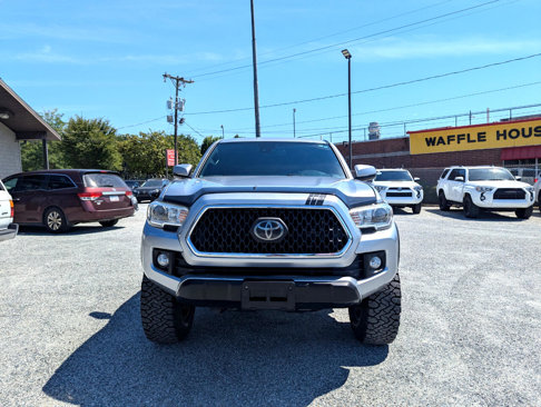 Used 2019 Toyota Tacoma 4x4 Double Cab image 2