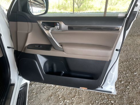 Used 2022 Lexus GX 460 Premium image 40