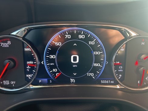 Used 2023 GMC Acadia Denali w/ Trailering Package image 8
