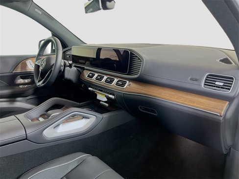 New 2026 Mercedes-Benz GLE 450 4MATIC image 32