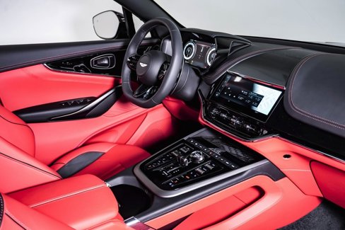 New 2025 Aston Martin DBX 707 image 14