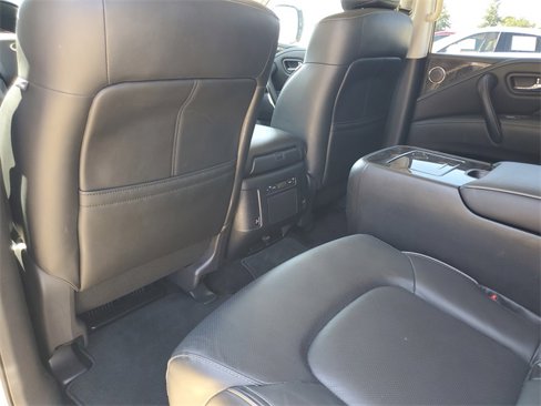 Used 2024 INFINITI QX80 Luxe image 28
