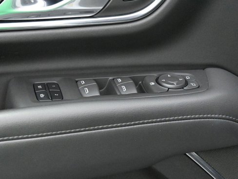 Used 2023 Chevrolet Tahoe Z71 image 13