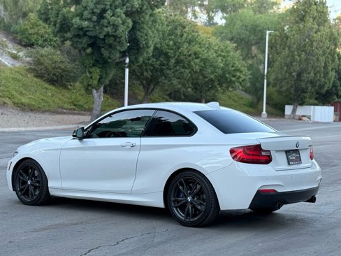 Used 2017 BMW M240i Coupe image 12