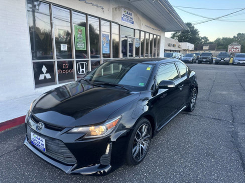 Used 2016 Scion tC image 1