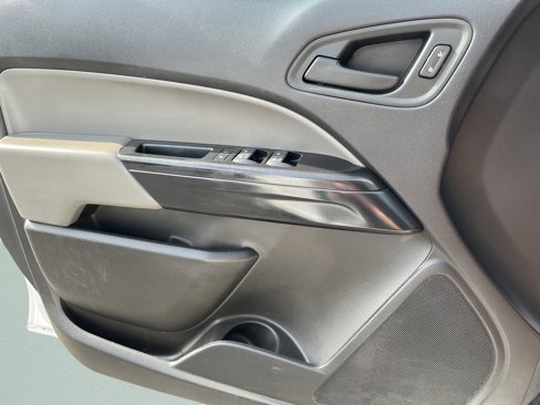 Used 2022 Chevrolet Colorado W/T w/ WT Convenience Package image 18