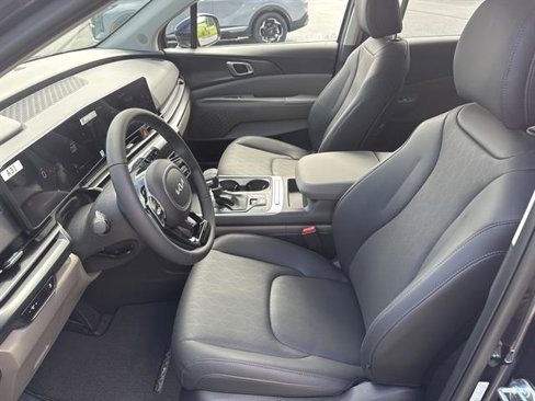 New 2026 Kia Carnival image 10