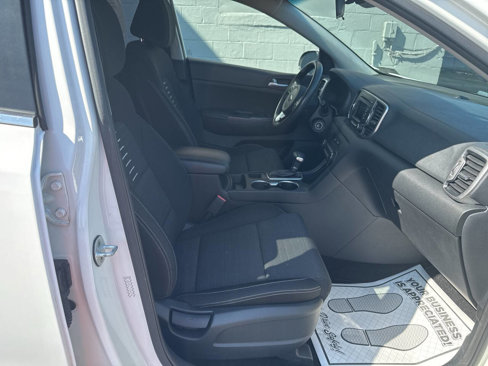 Used 2017 Kia Sportage LX w/ LX Popular Package image 30
