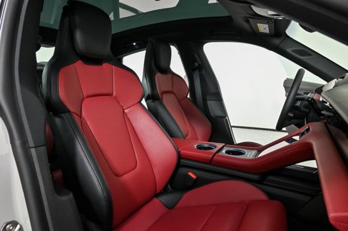 New 2025 Porsche Taycan 4S image 23